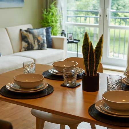 Stylish 2-Bedroom Apartment With Free Parking Halifax Ngoại thất bức ảnh